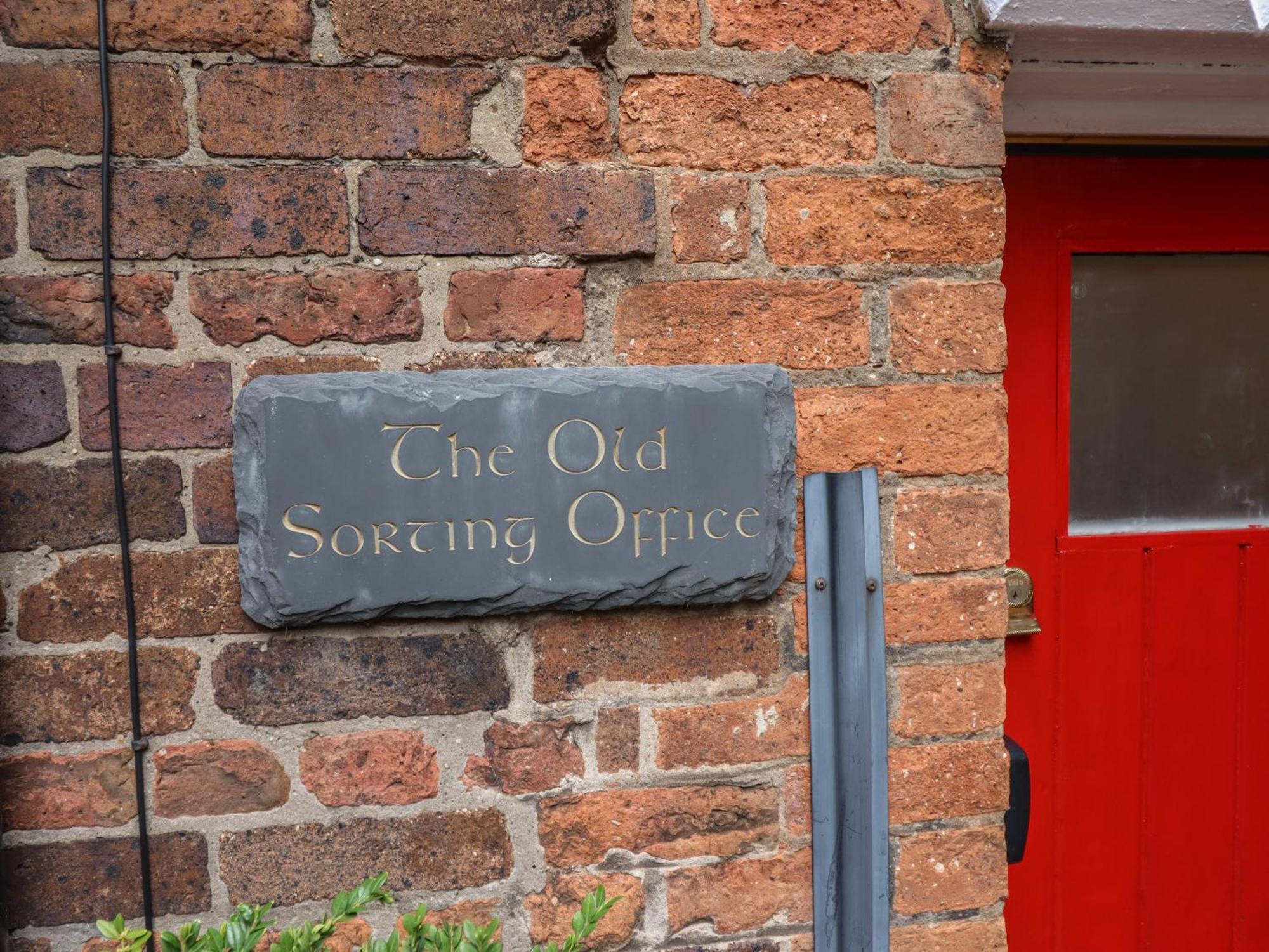 Vila The Old Sorting Office Hawarden Exteriér fotografie